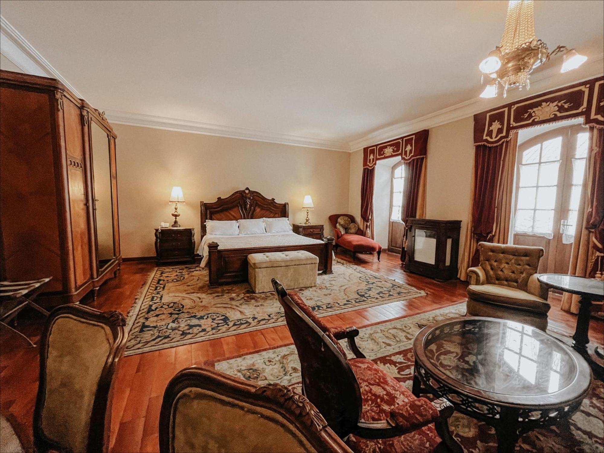 Parador Santa Maria La Real Sucre Luaran gambar