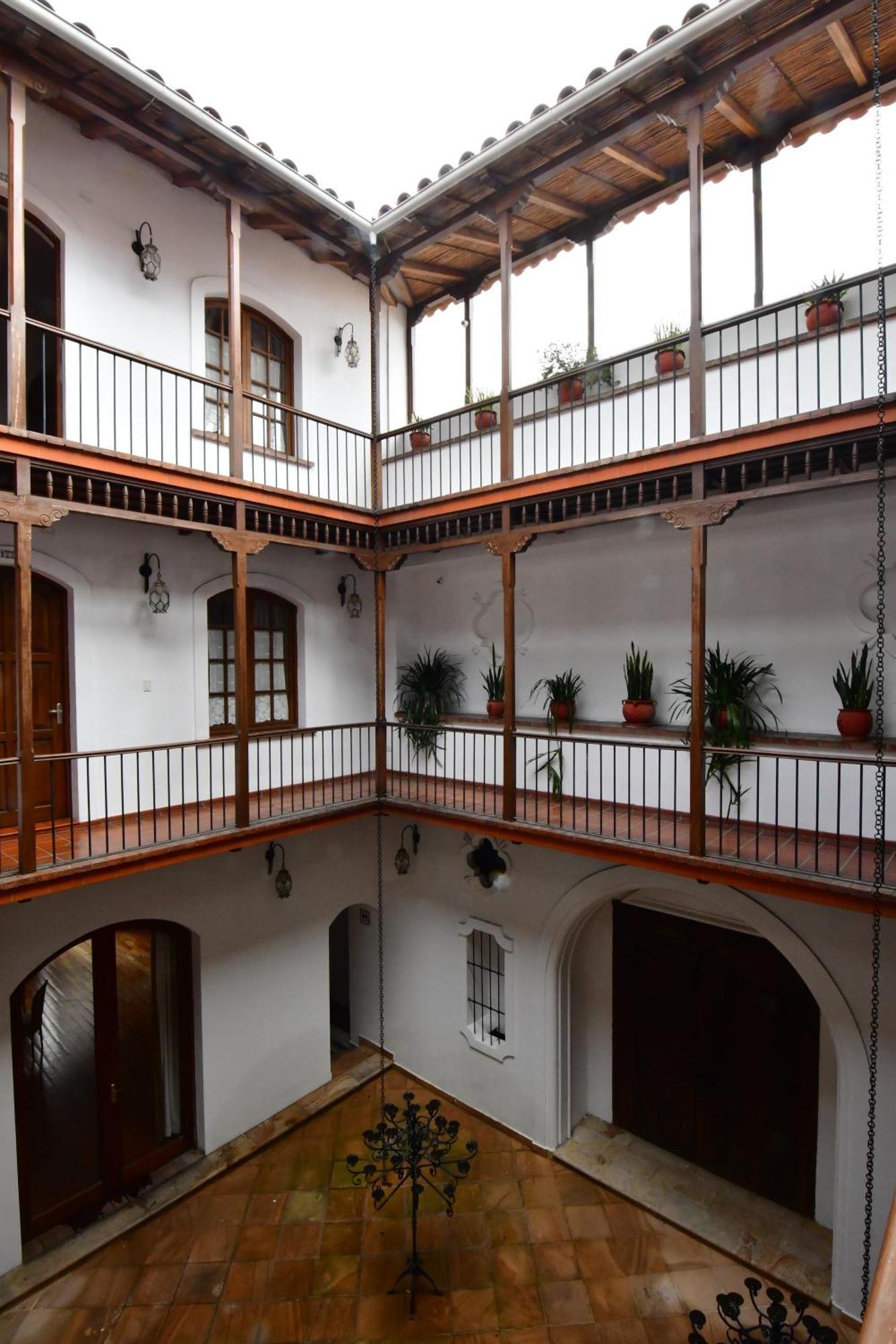 Parador Santa Maria La Real Sucre Luaran gambar