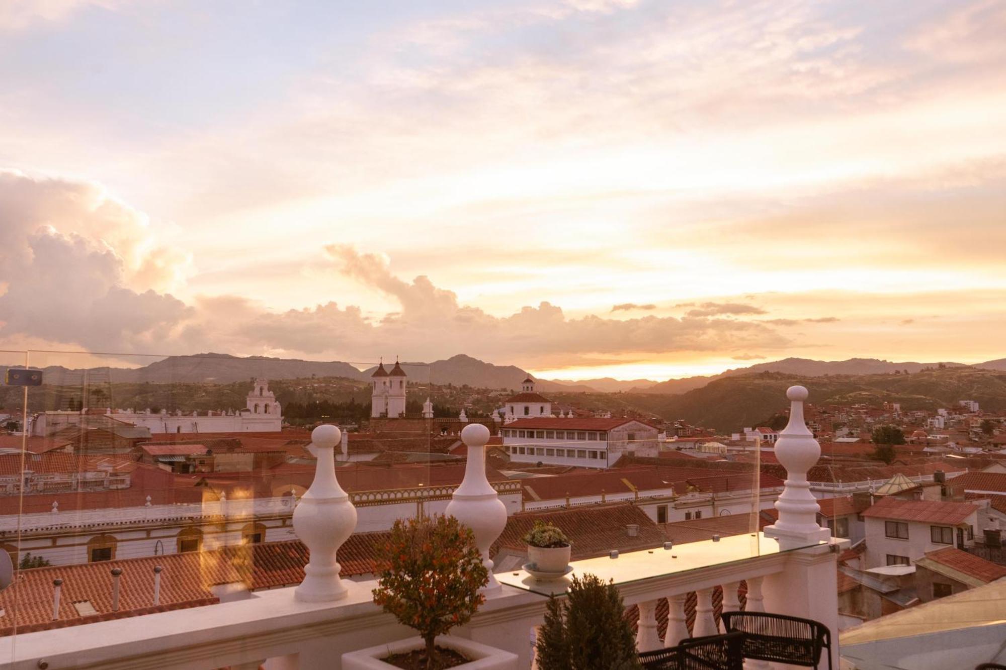 Parador Santa Maria La Real Sucre Luaran gambar