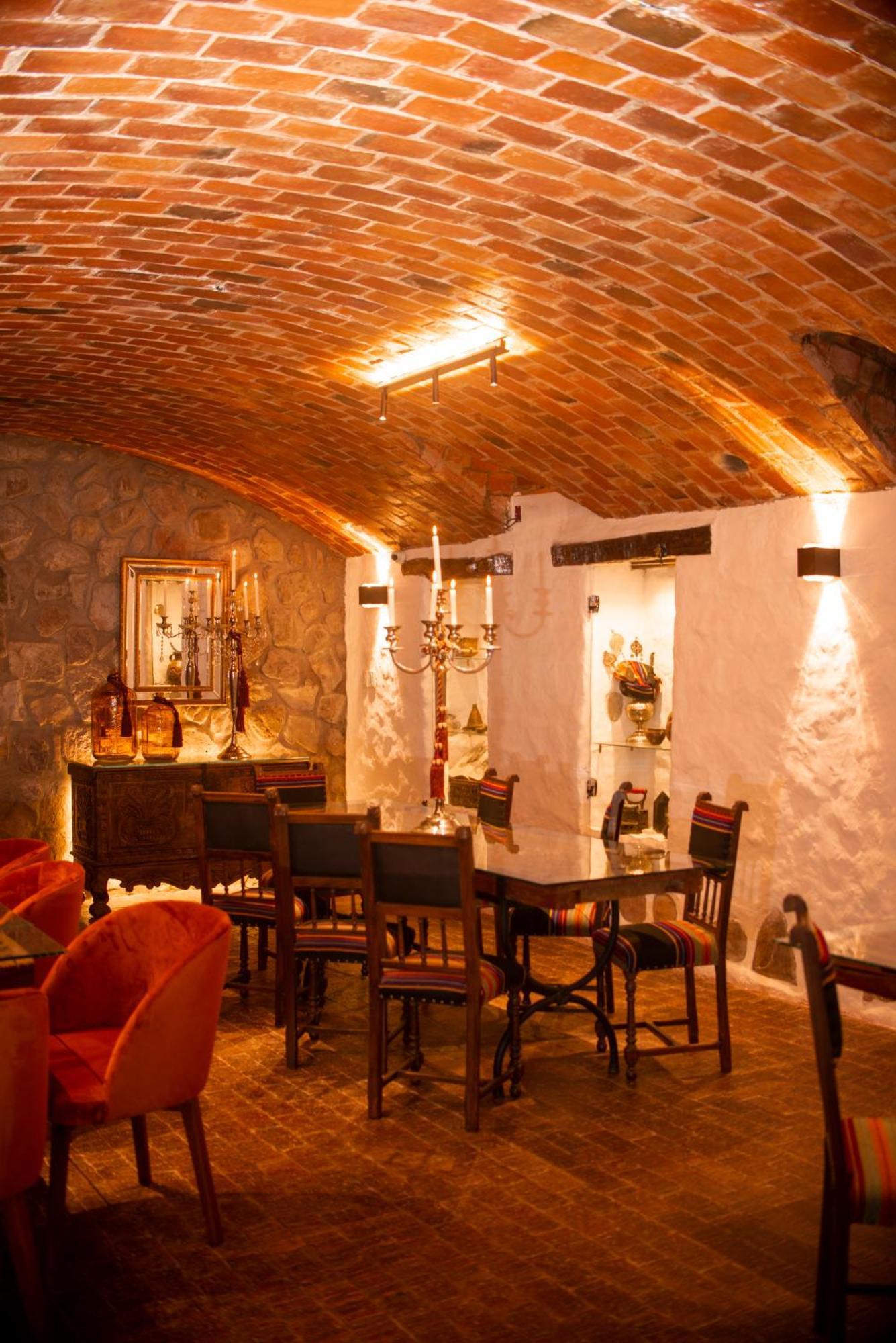 Parador Santa Maria La Real Sucre Luaran gambar