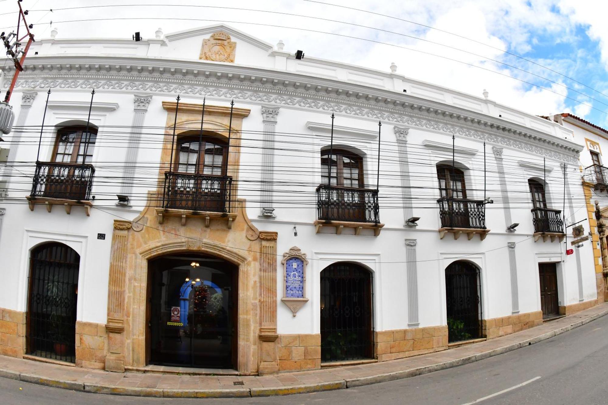 Parador Santa Maria La Real Sucre Luaran gambar