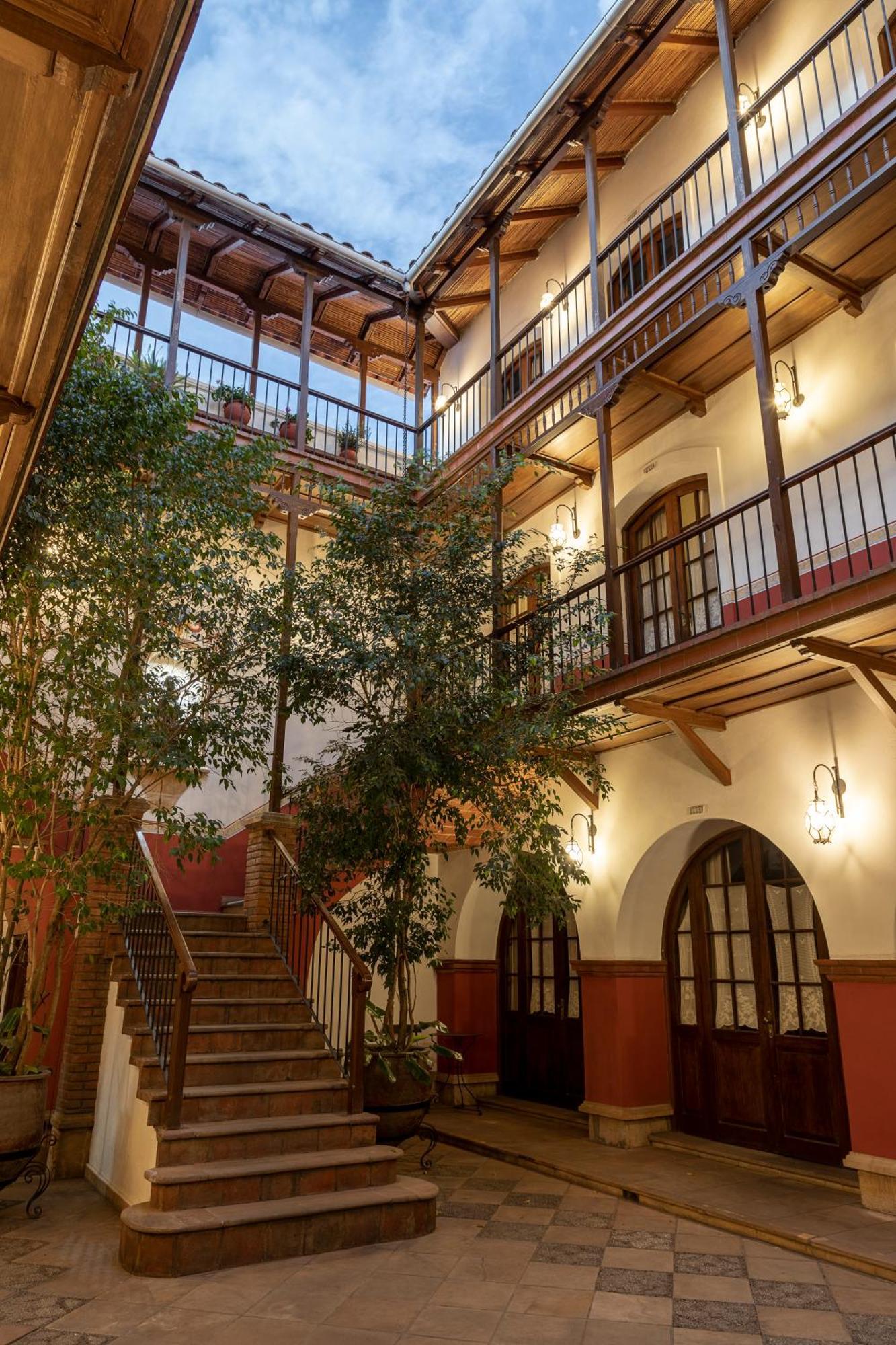 Parador Santa Maria La Real Sucre Luaran gambar