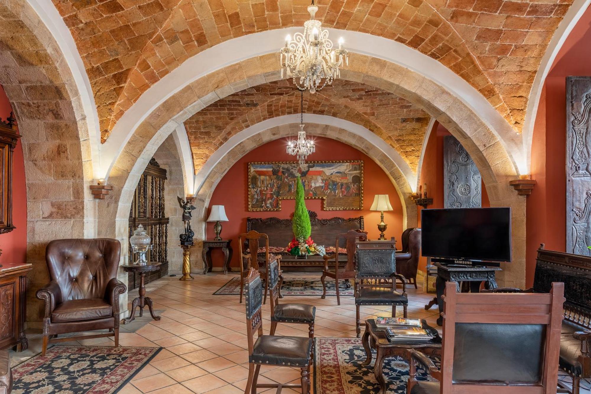 Parador Santa Maria La Real Sucre Luaran gambar