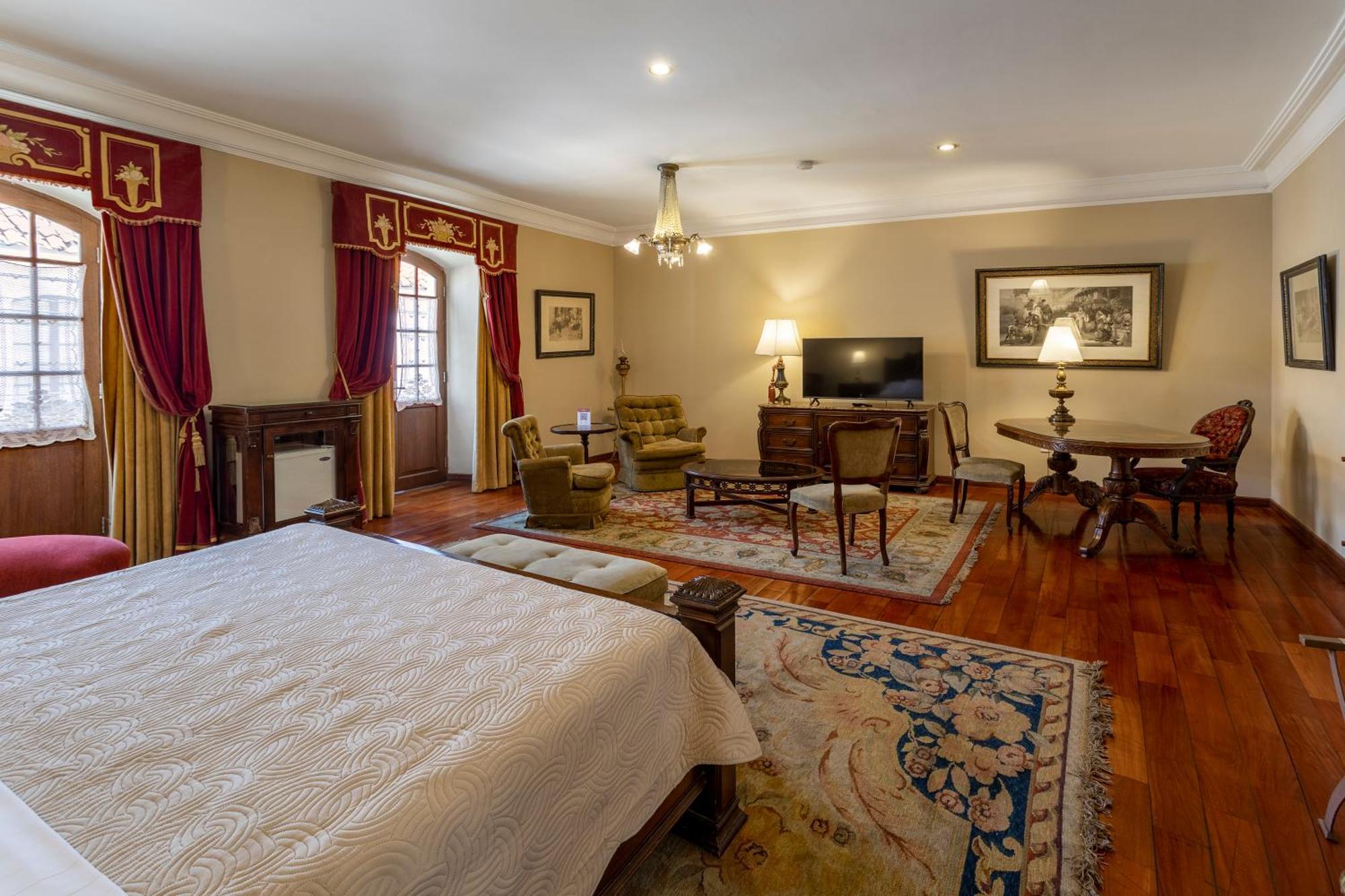 Parador Santa Maria La Real Sucre Luaran gambar